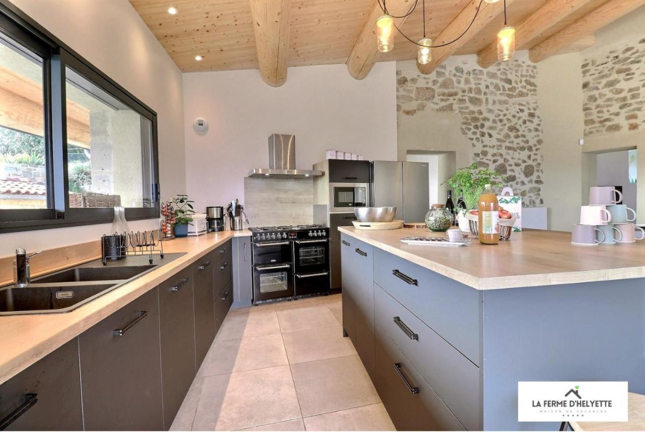 La Ferme D' Helyette Villa Toulaud Luaran gambar