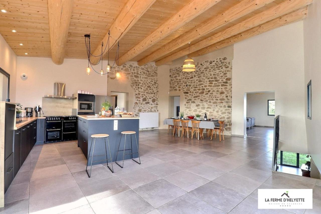La Ferme D' Helyette Villa Toulaud Luaran gambar